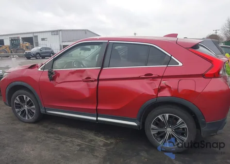 2018 Mitsubishi Eclipse Cross Se/Sel z USA, uszkodzony, nr VIN JA4AT5AAXJZ068099
